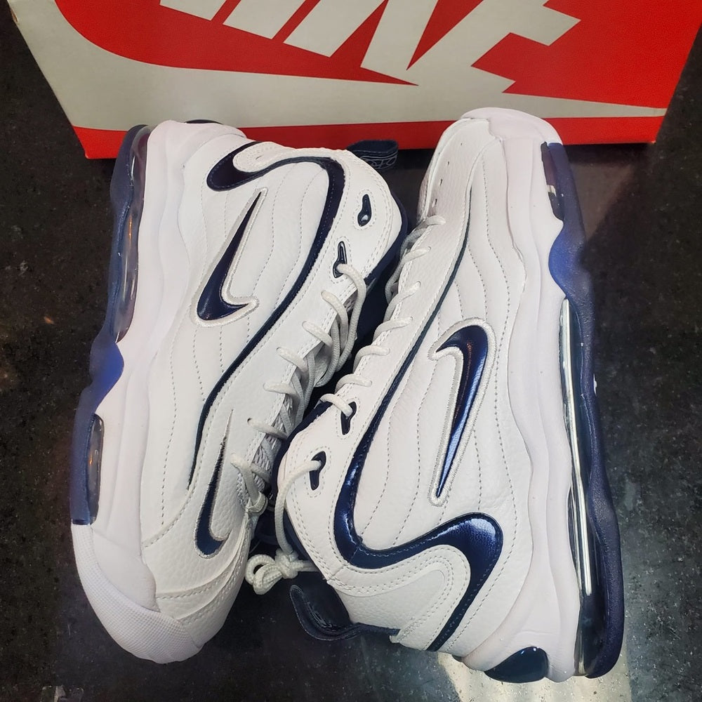 NIKE TOTAL UPTEMPO SZ various
