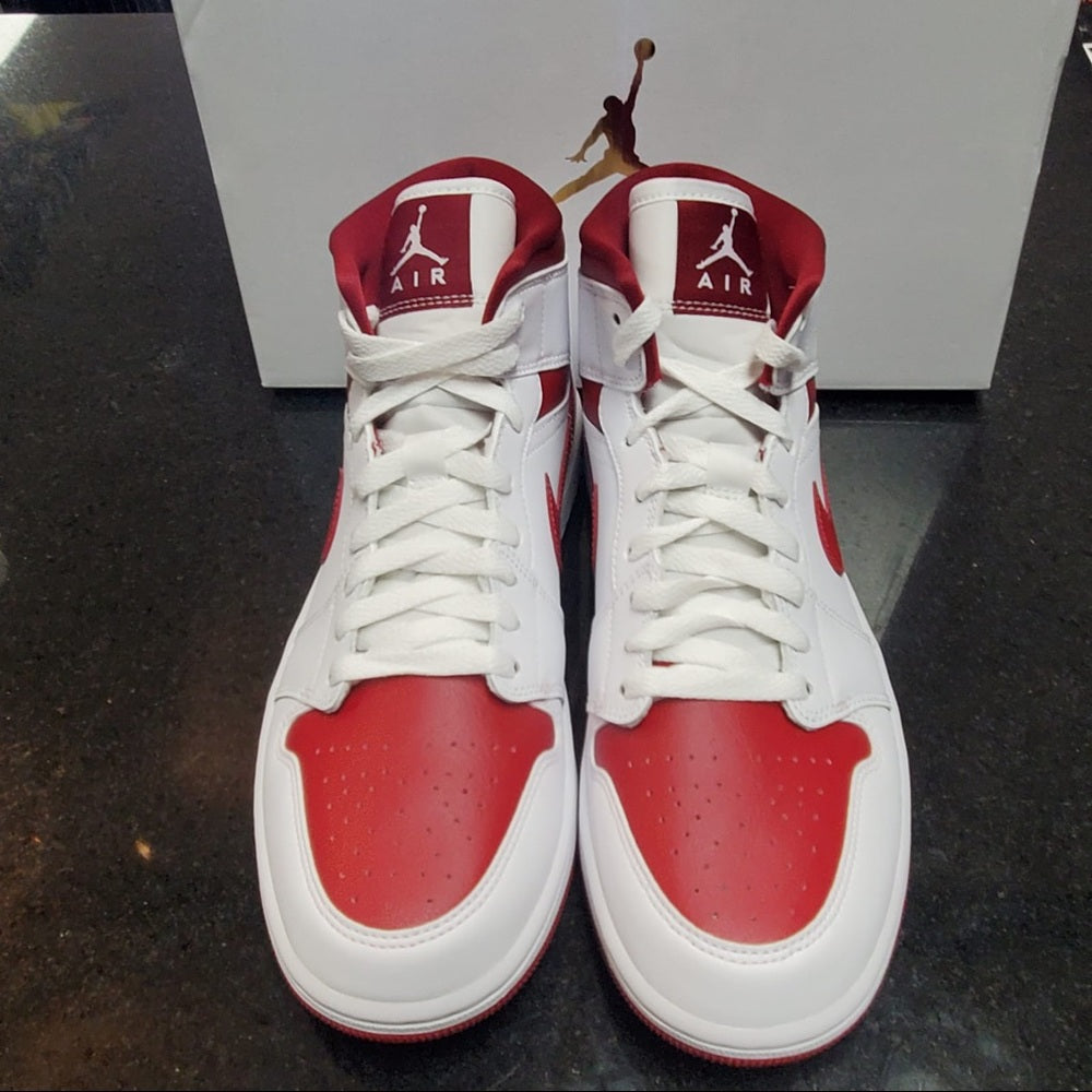 Jordan 1s Retro mids Sz various