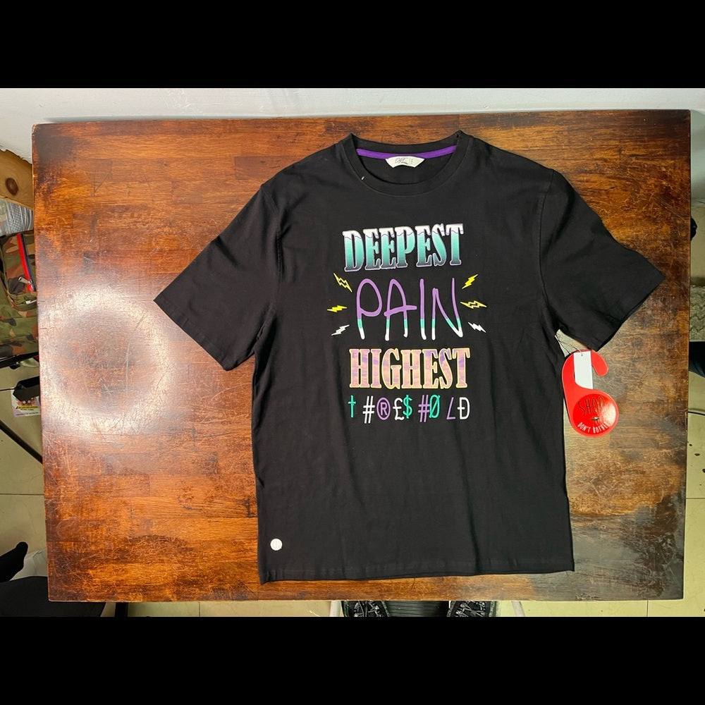 Deepest pain graphic tee Sz 2xl