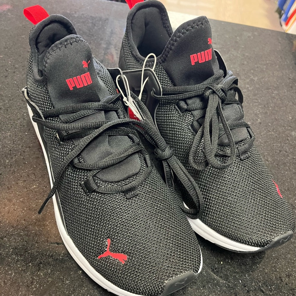 Sz 9.5 puma running shoes