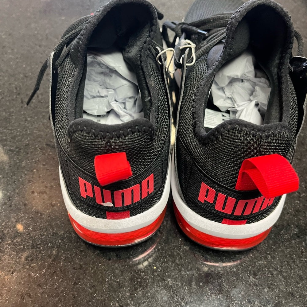 Sz 9.5 puma running shoes