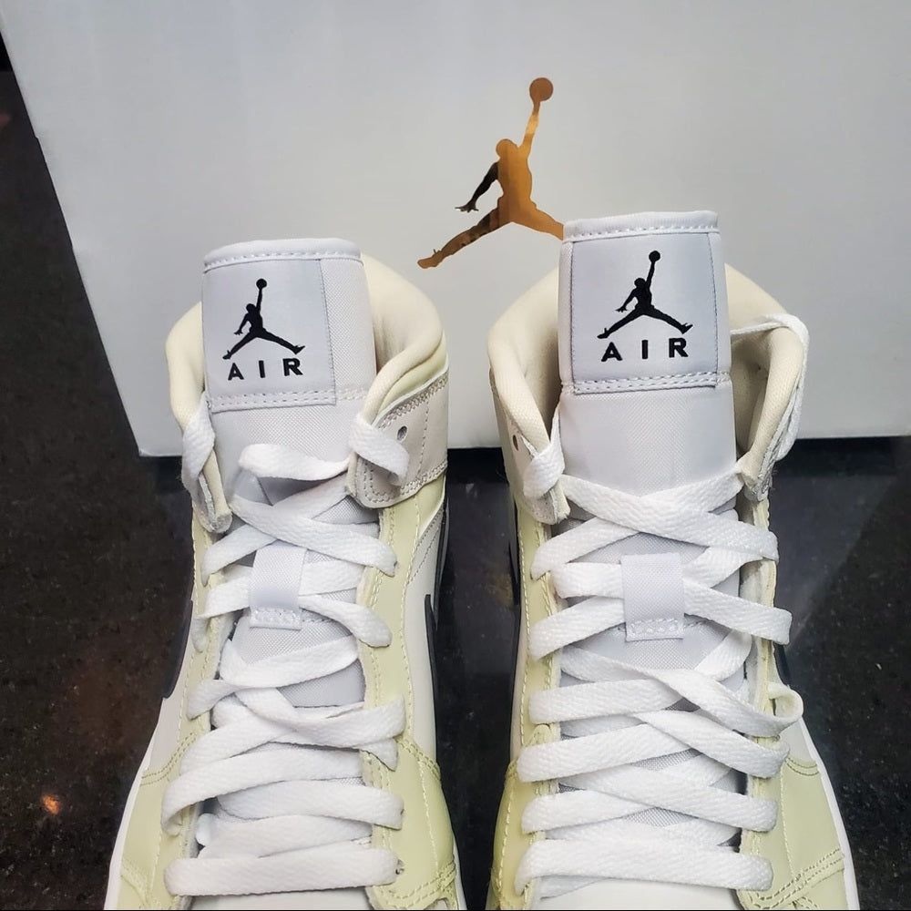 Sz Various womens mids yellow & white