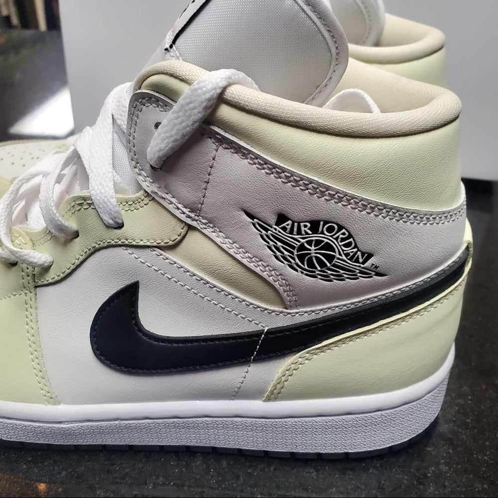 Sz Various womens mids yellow & white