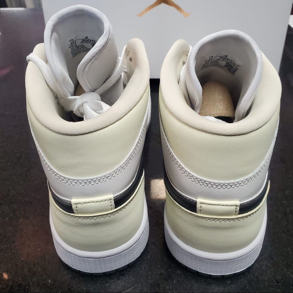 Sz Various womens mids yellow & white