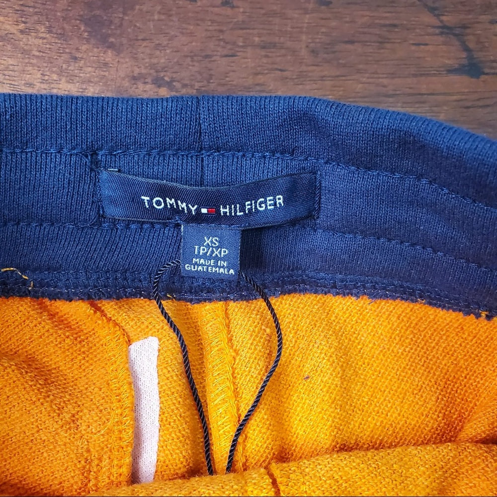 Sz Various Tommy Hilfiger cotton shorts