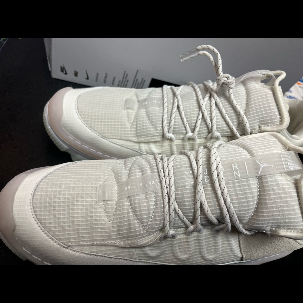 Jordan air Mae Sz 14 womens