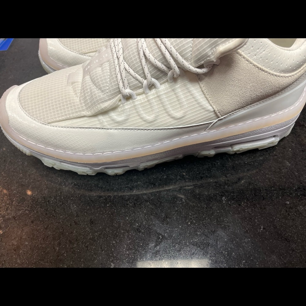 Jordan air Mae Sz 14 womens