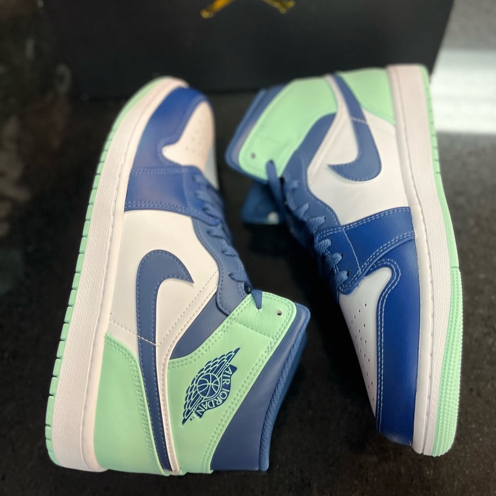 Sz Various mids white & blue