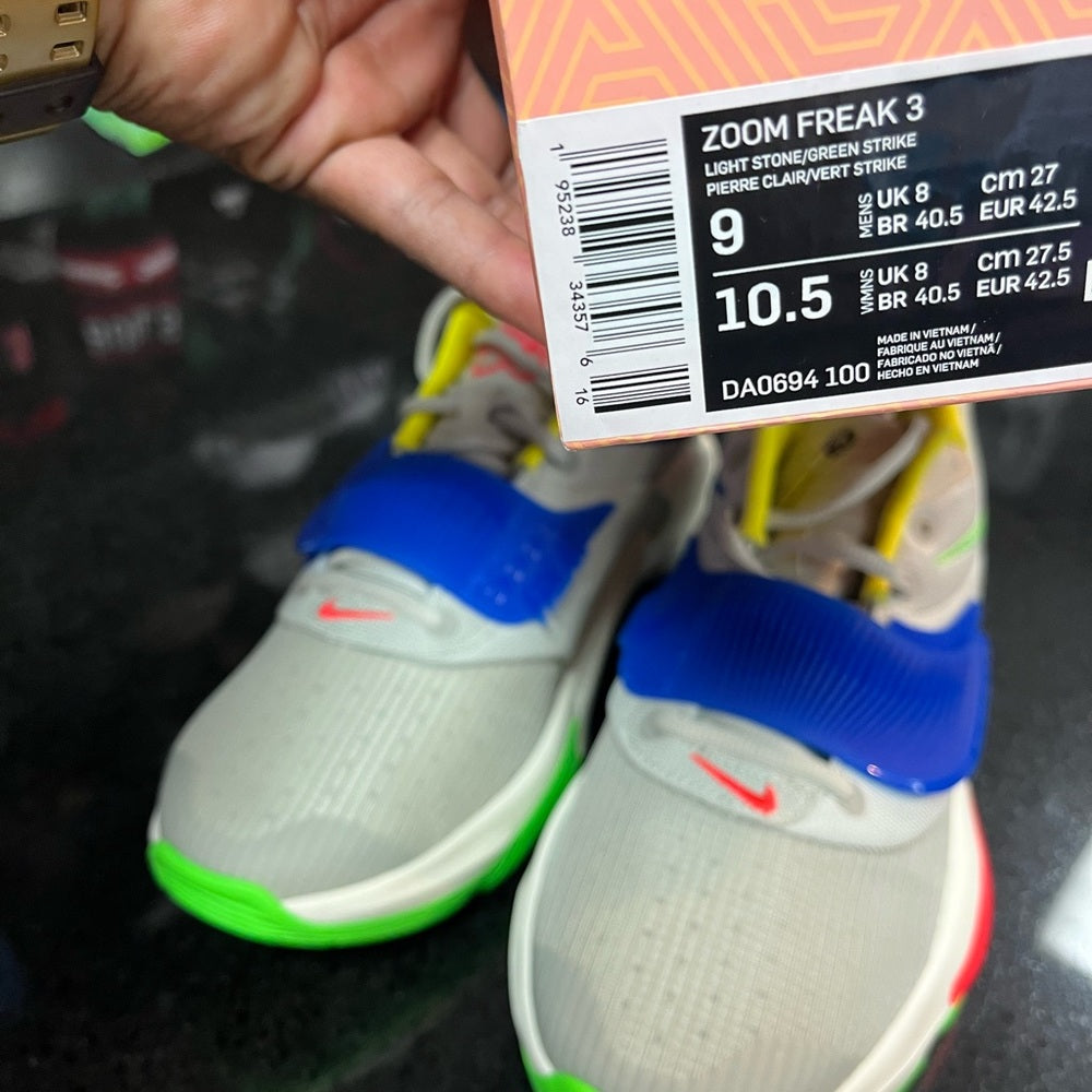 Zoom Freak 3 muti colors Sz 9