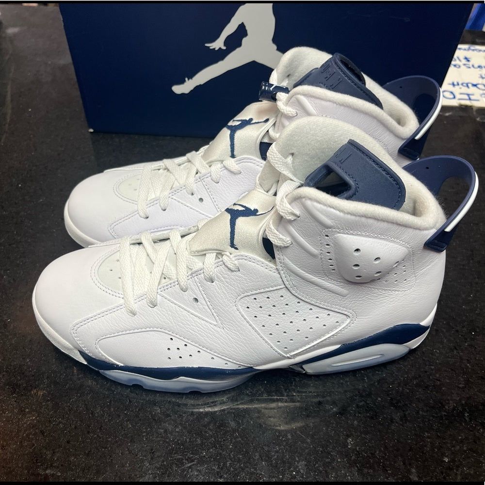 Sz 11 Retro 6 Nwb white & navy