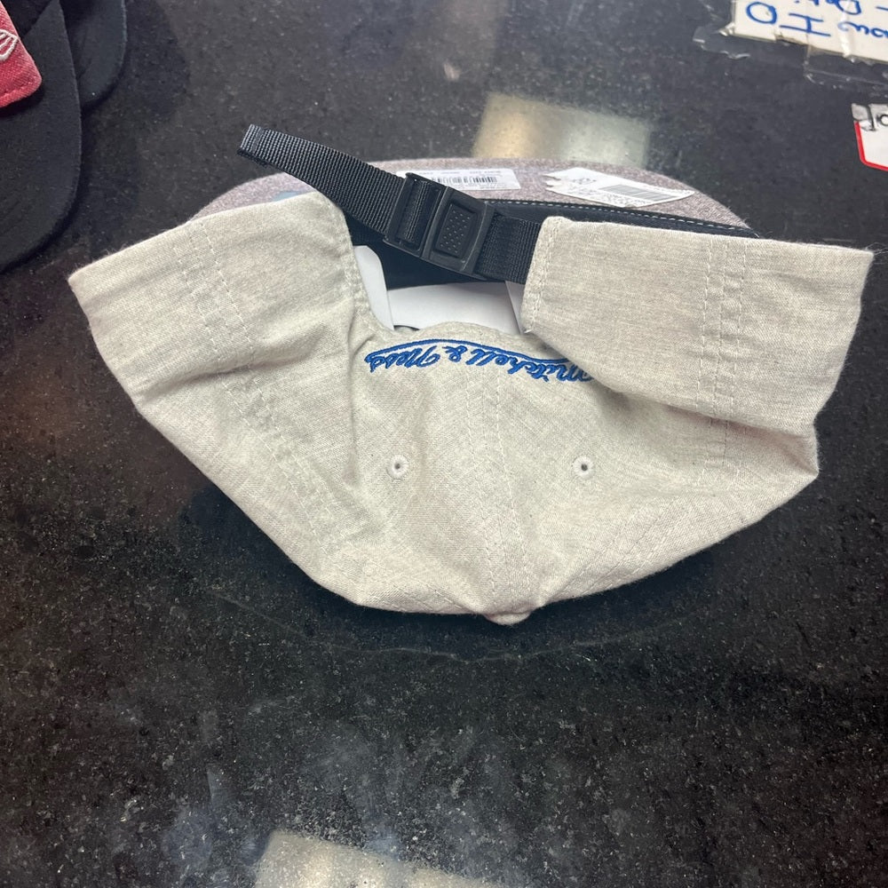 Golden state warriors buckleback one size fits all