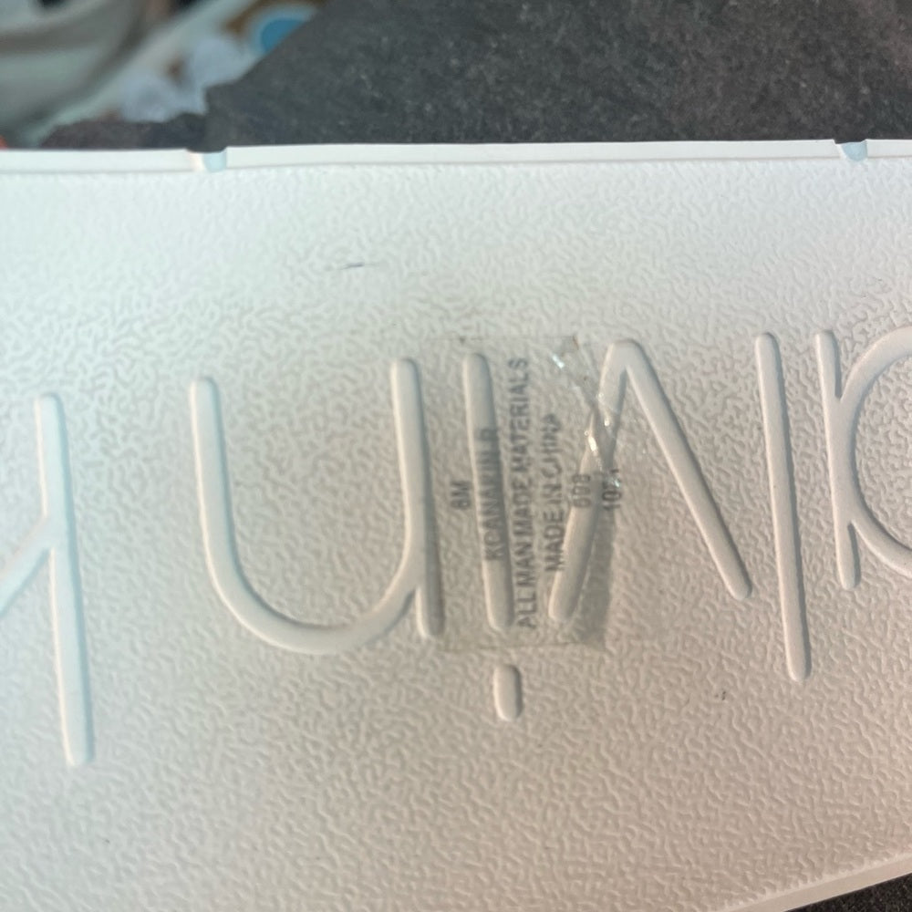 Sz 8 Calvin Klein muti colors