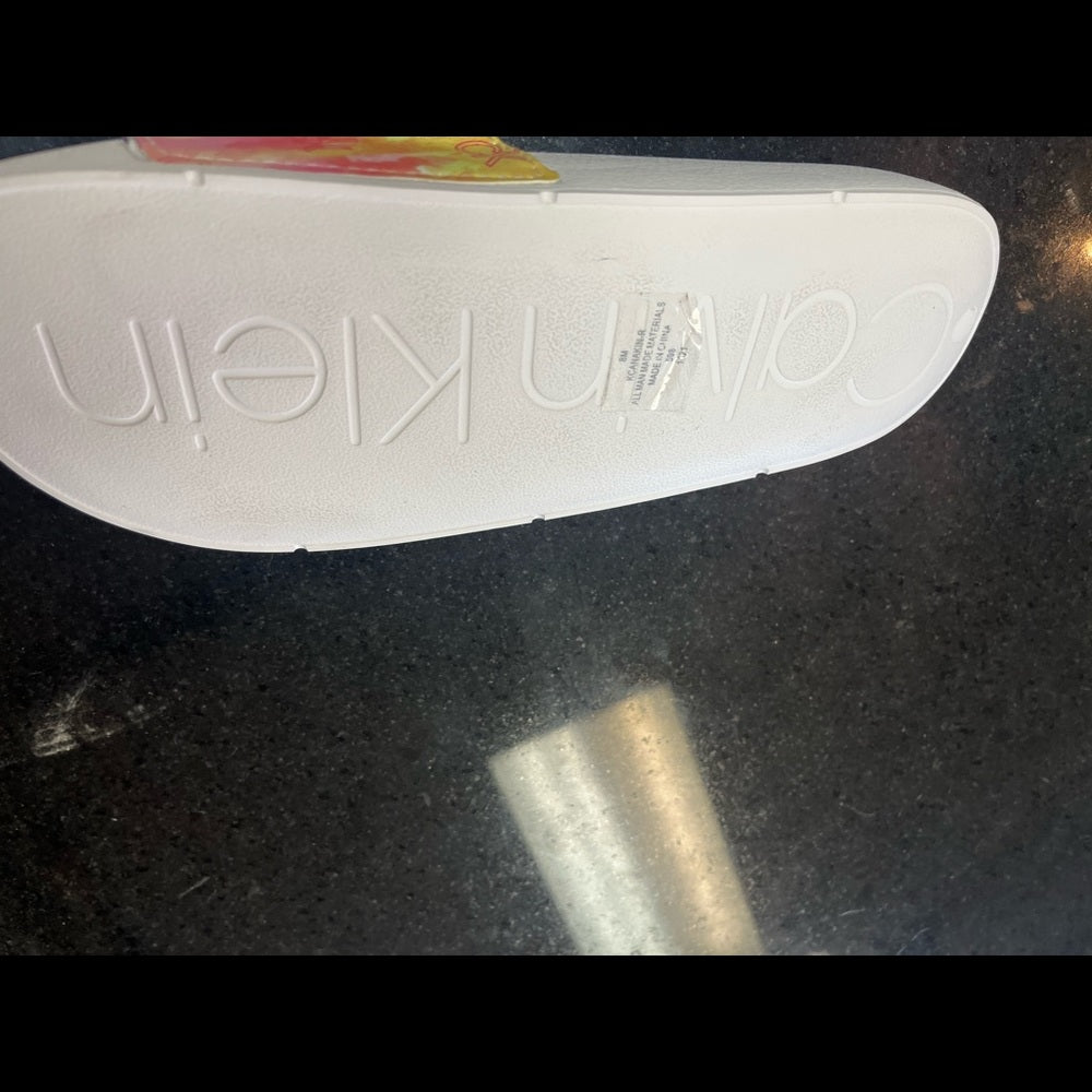 Sz 8 Calvin Klein muti colors