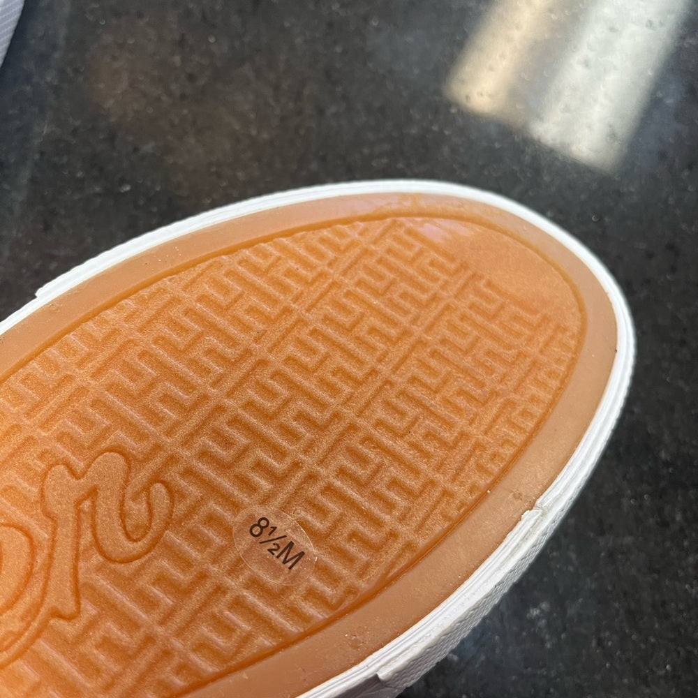 Tommy hilfiger slip ons sz 8.5