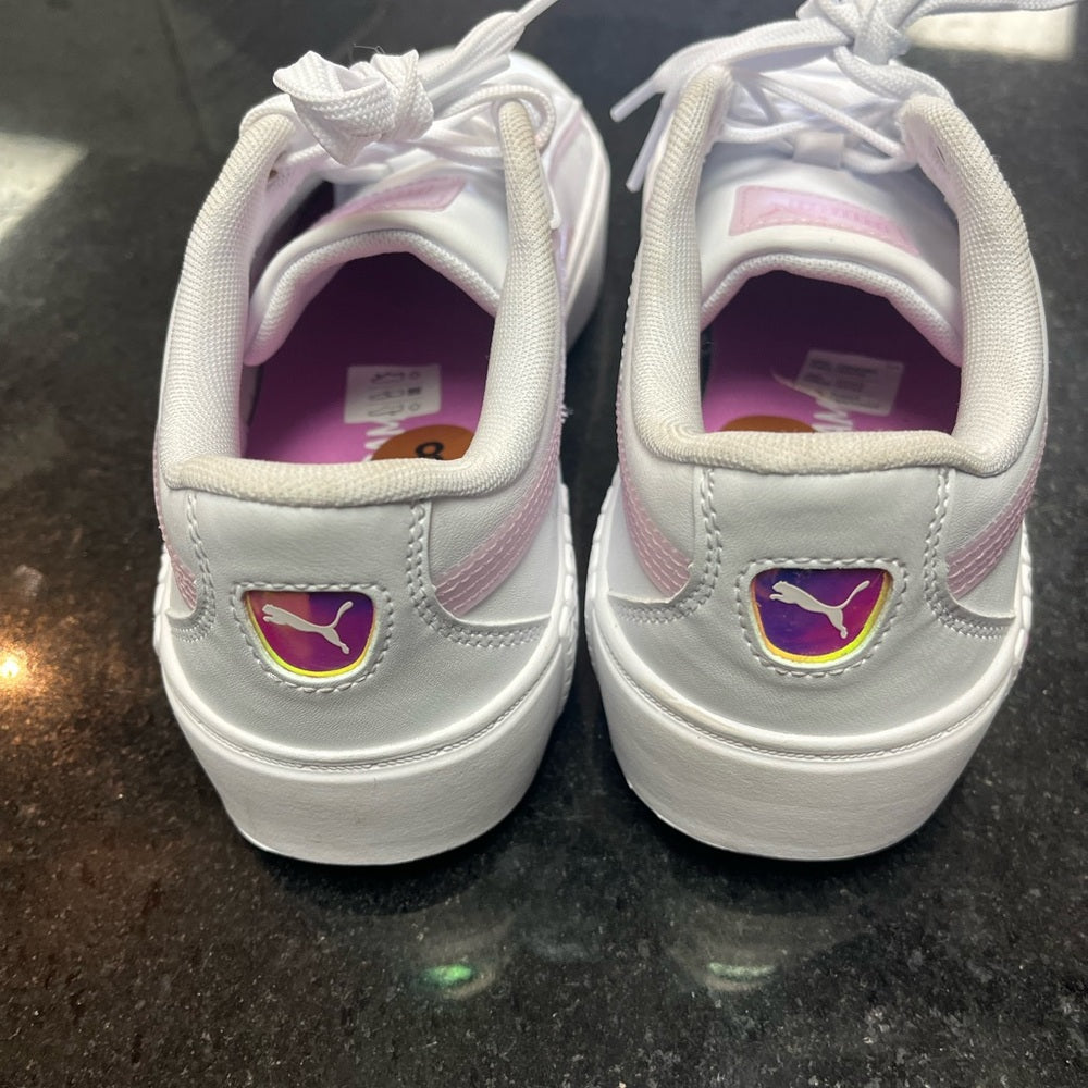 Puma lows white/ pink sz 8 womens