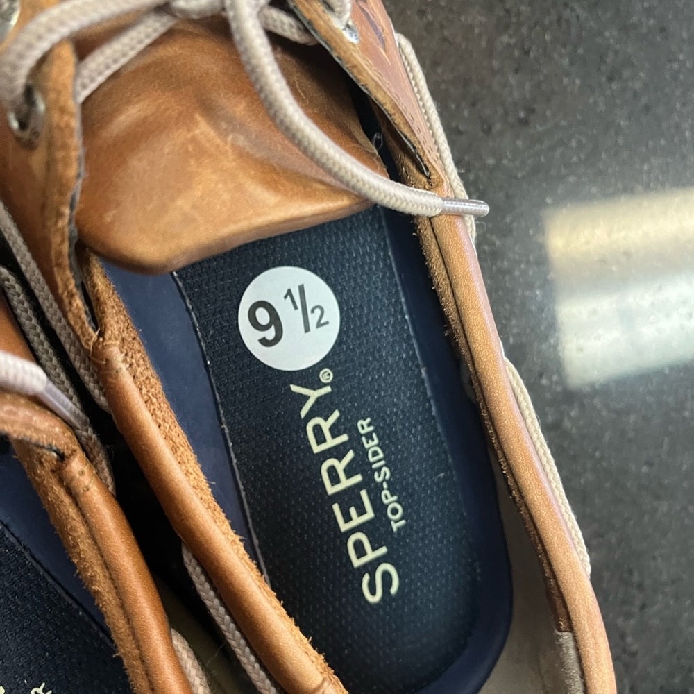 Sperry sz 9.5 classic style