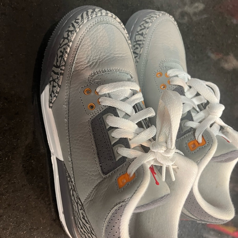 Sz 4.5 Jordan 3s great condition