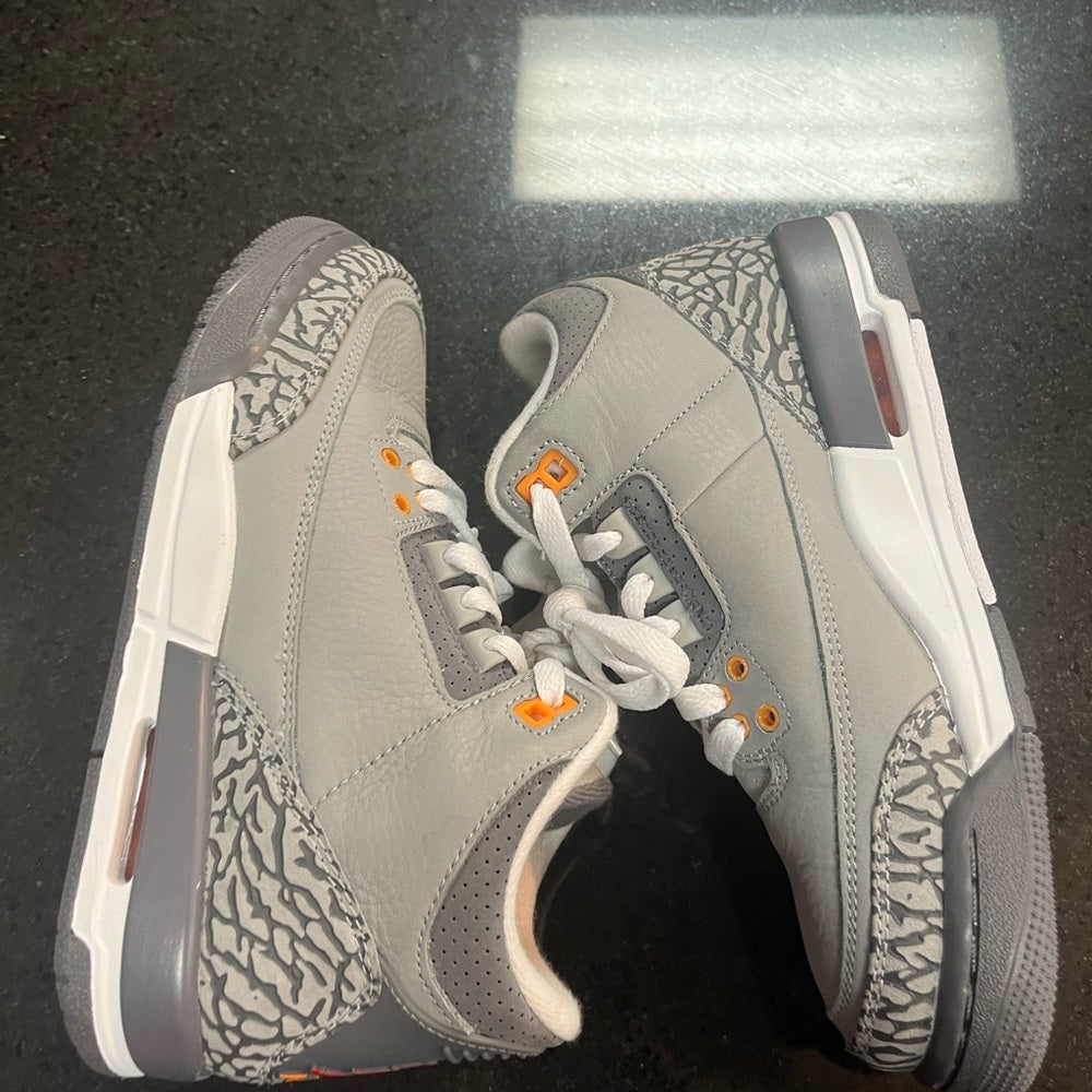 Sz 4.5 Jordan 3s great condition