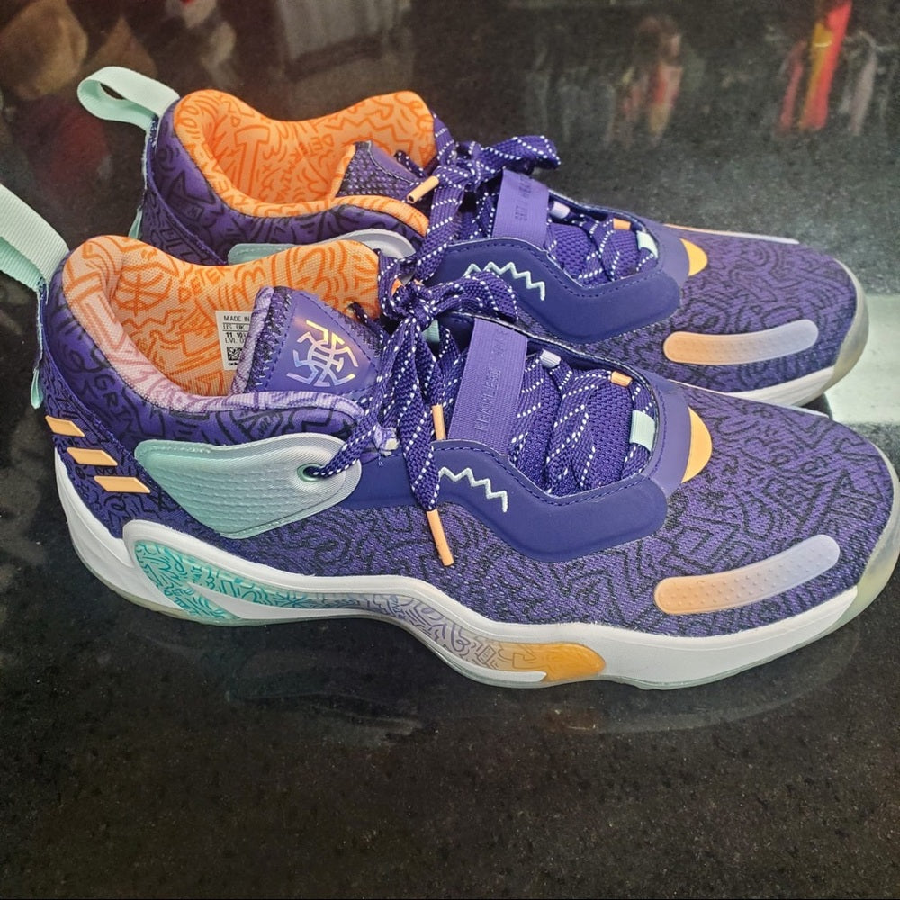 Sz 11 don Mitchell basketball shoes