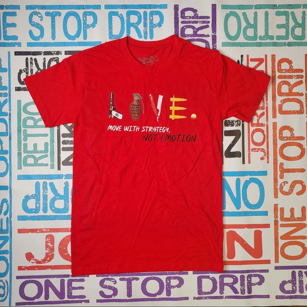 Love graphic tee Sz Various