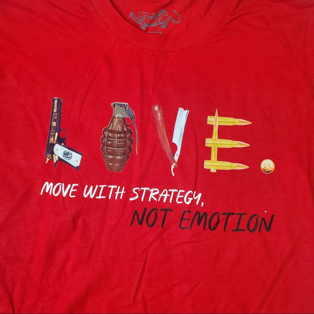 Love graphic tee Sz Various