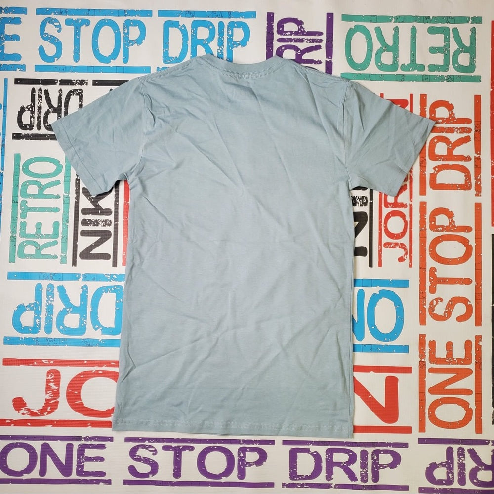 Love graphic tee Sz Various