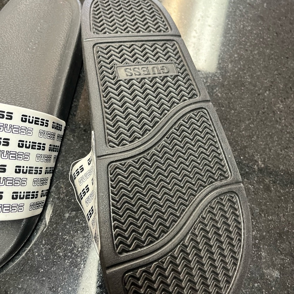 Sz Various Guess slippers
