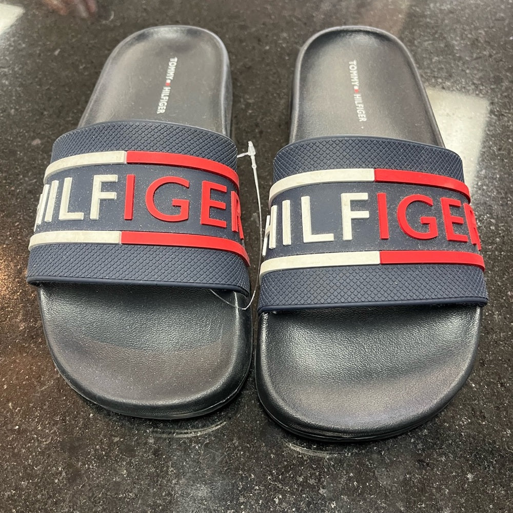 Tommy Hilfiger slides Sz 6