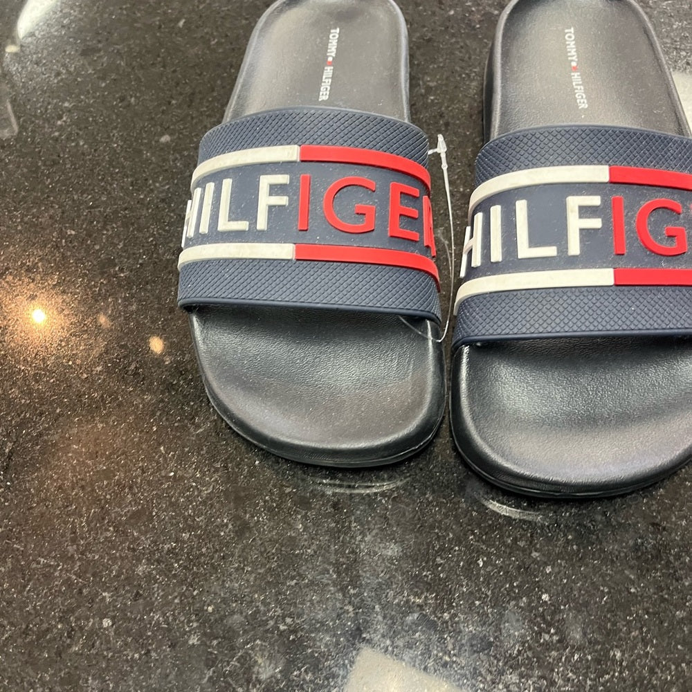 Tommy Hilfiger slides Sz 6