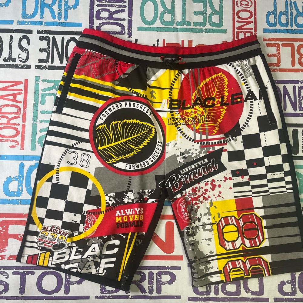 Sz 4xl blac leaf shorts