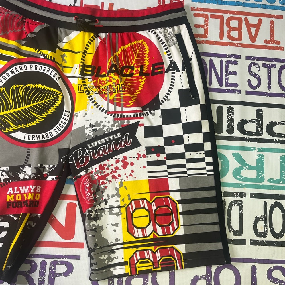 Sz 4xl blac leaf shorts