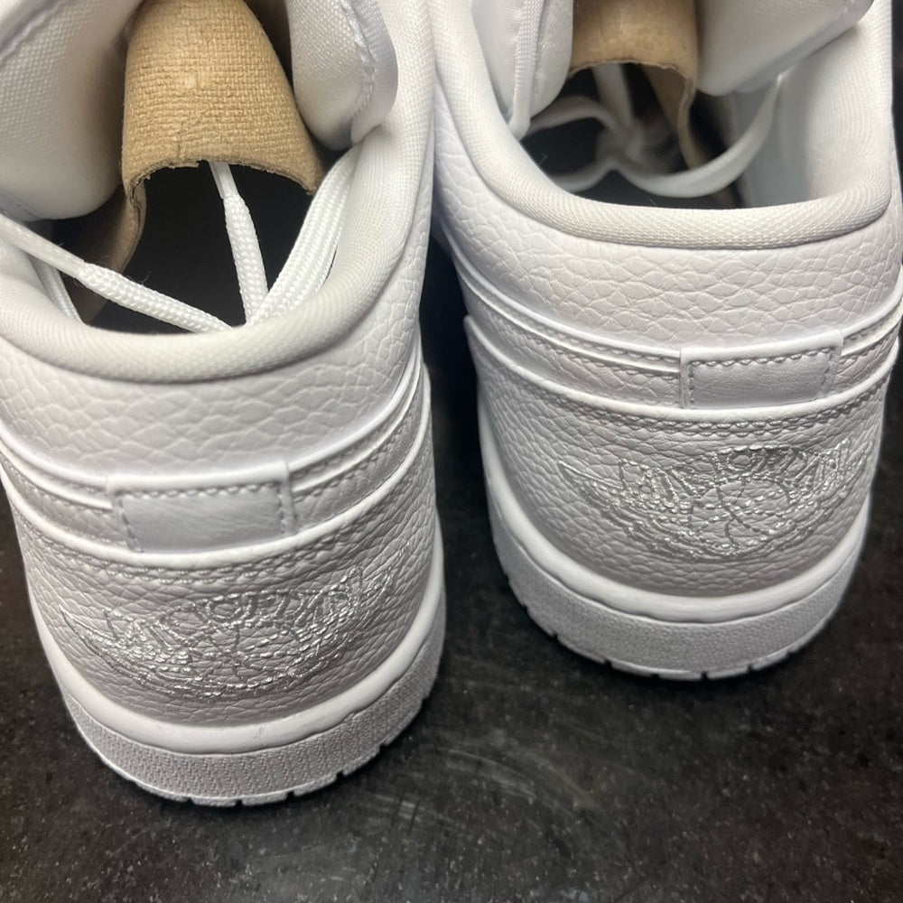 Sz 11 white lows jordan 1s