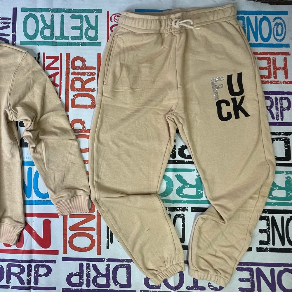 Graphic 2 piece track set Sz various