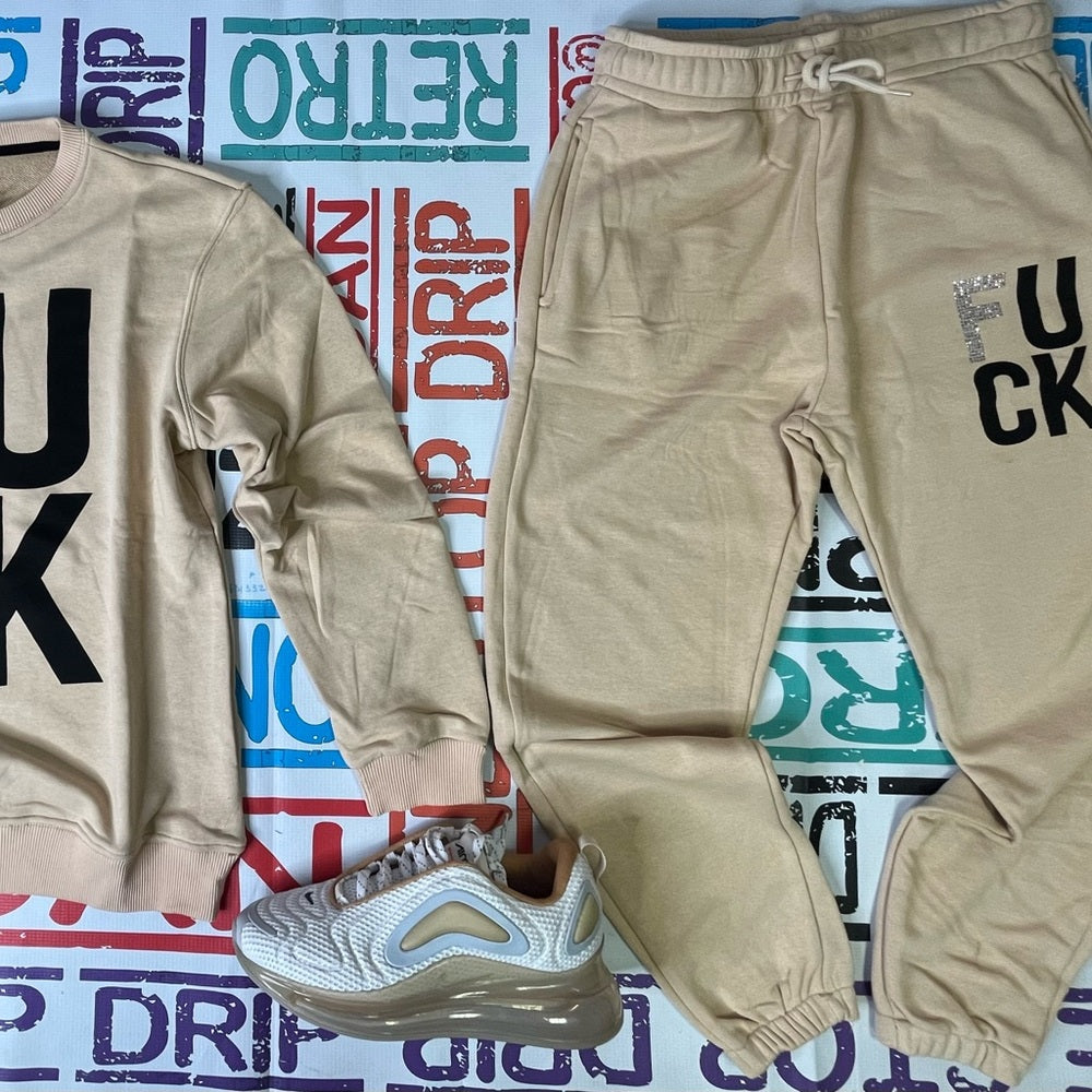 Graphic 2 piece track set Sz various