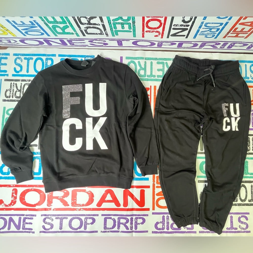 Graphic 2 piece track set Sz various