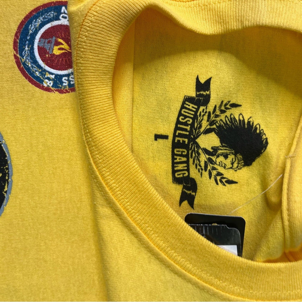 Sz large hustle gang graphic tee