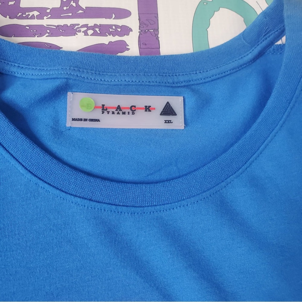 Black pyramid Sz 2xl graphic tee