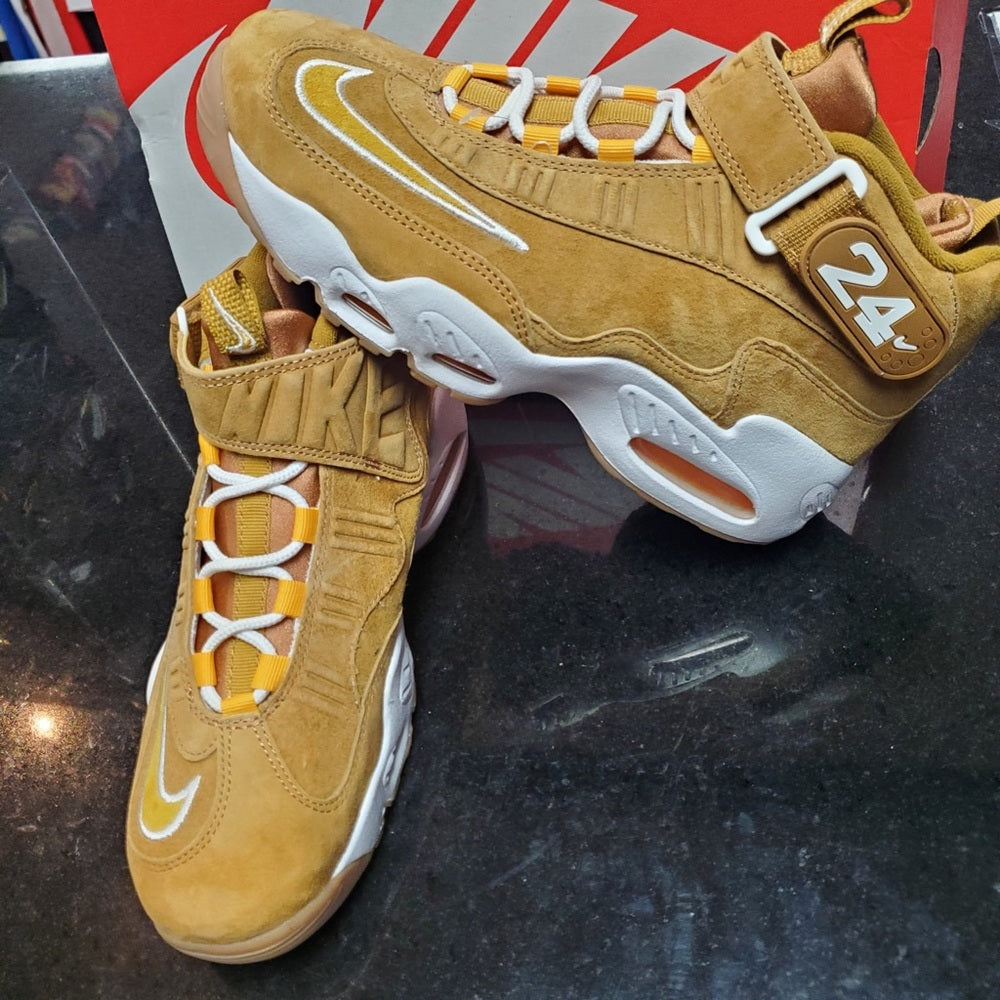 Sz 9 wheat ken Griffey Nwb