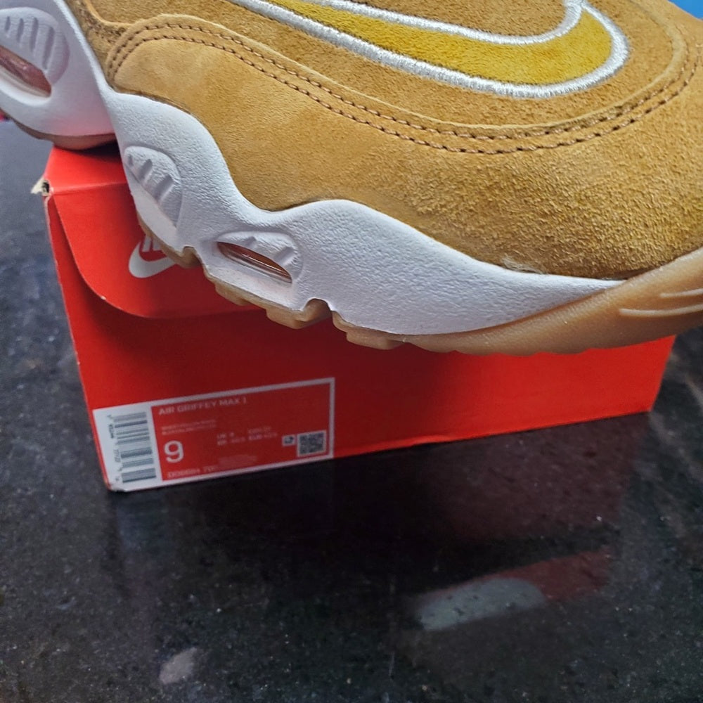 Sz 9 wheat ken Griffey Nwb