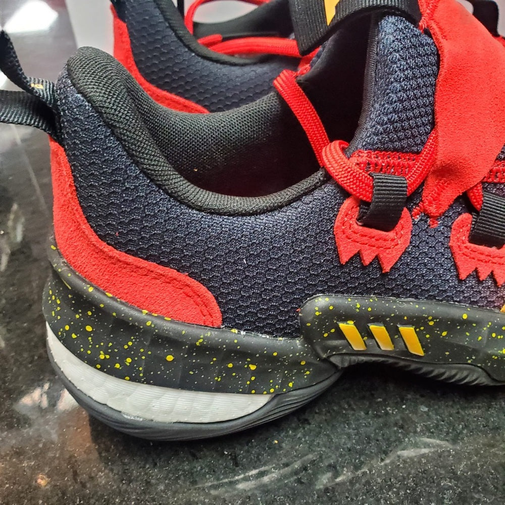 Sz Various Trae Young adidas team colors