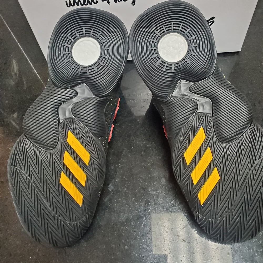 Sz Various Trae Young adidas team colors