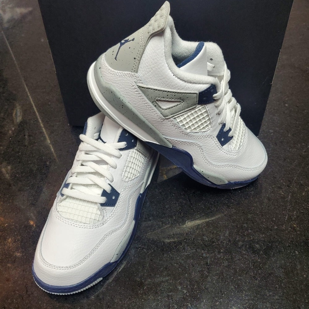 Sz 1 Jordan retro 4s white & navy