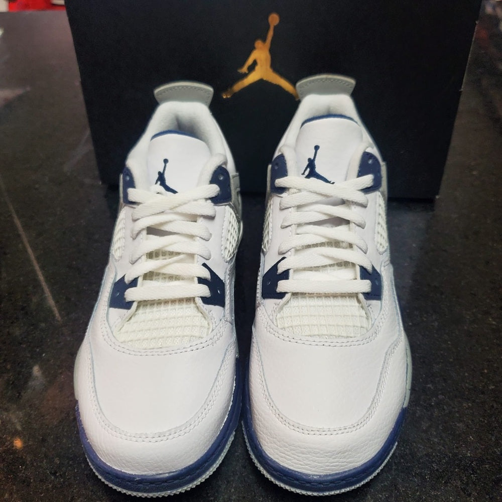 Sz 1 Jordan retro 4s white & navy