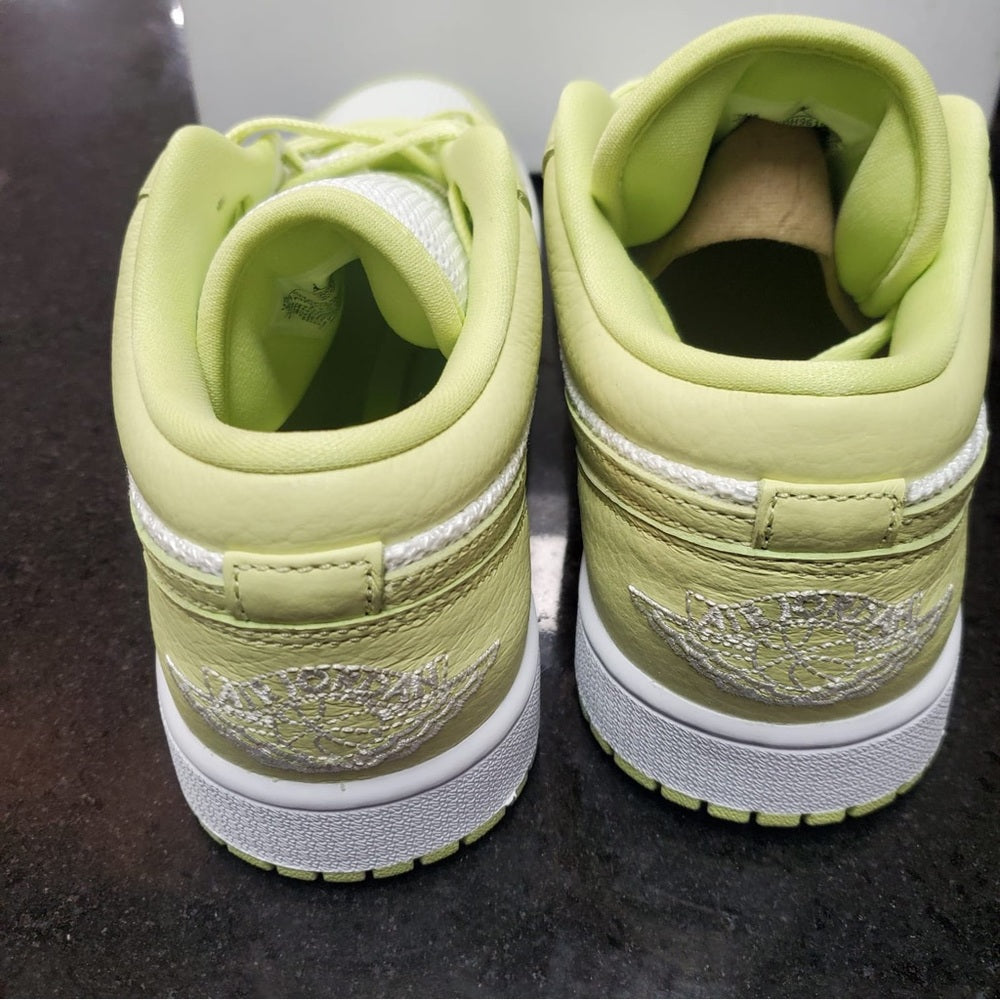 Jordan 1s lows limelight Sz Various