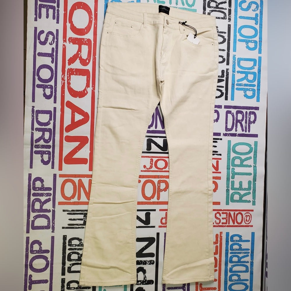 Off white color stack denim jeans no rip Sz various