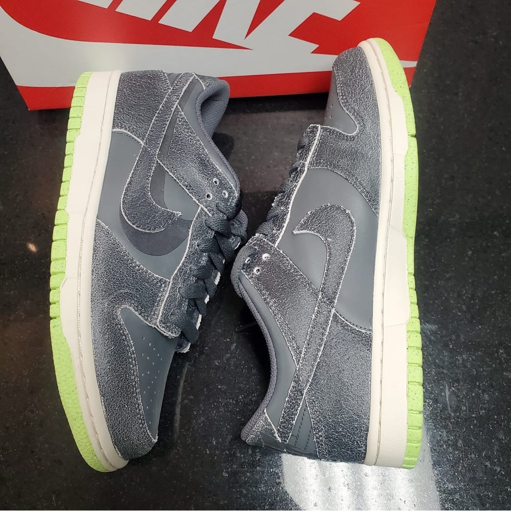 Nike holloween dunks Sz Various Gs