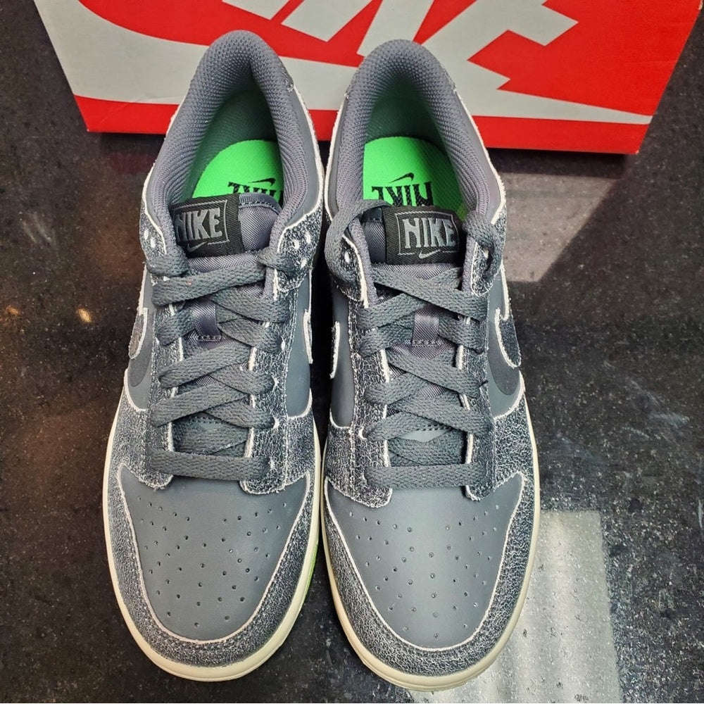 Nike holloween dunks Sz Various Gs