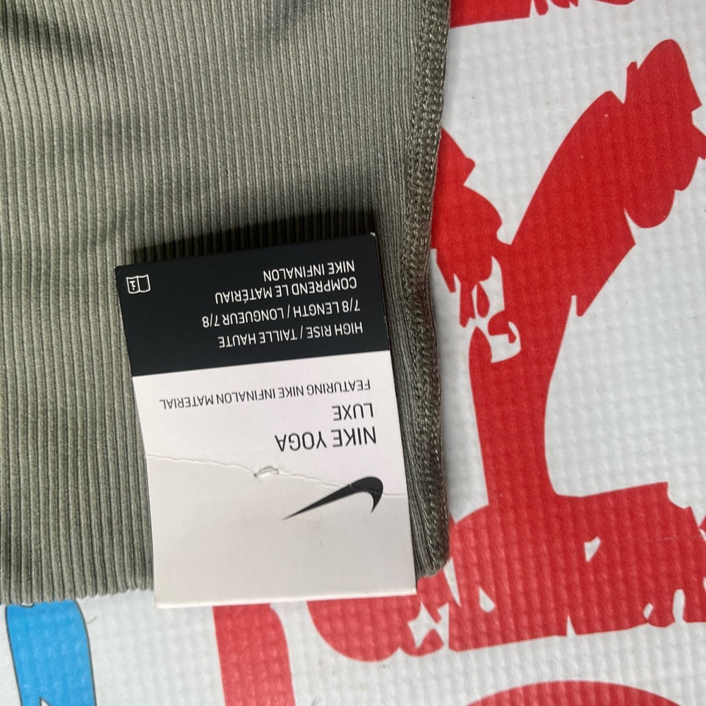 Nike Women's Yoga Luxe Layered 7/8 Leggings Green Size Xs