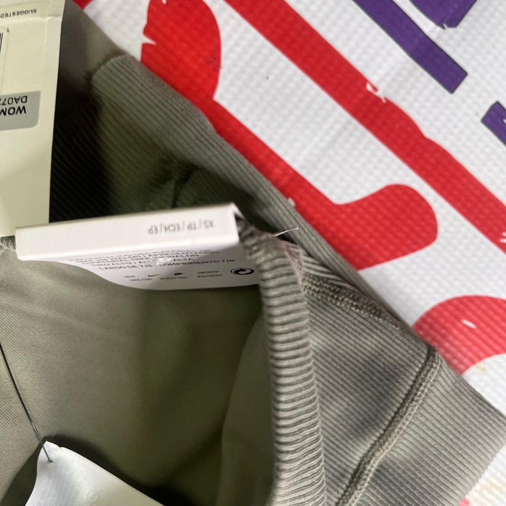 Nike Women's Yoga Luxe Layered 7/8 Leggings Green Size Xs