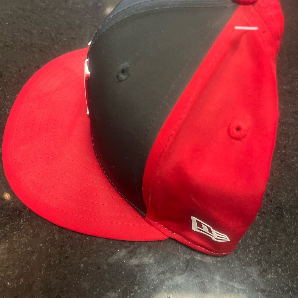 Cincinnati Reds New Era 59Fifty 
 Sz 8 black & red